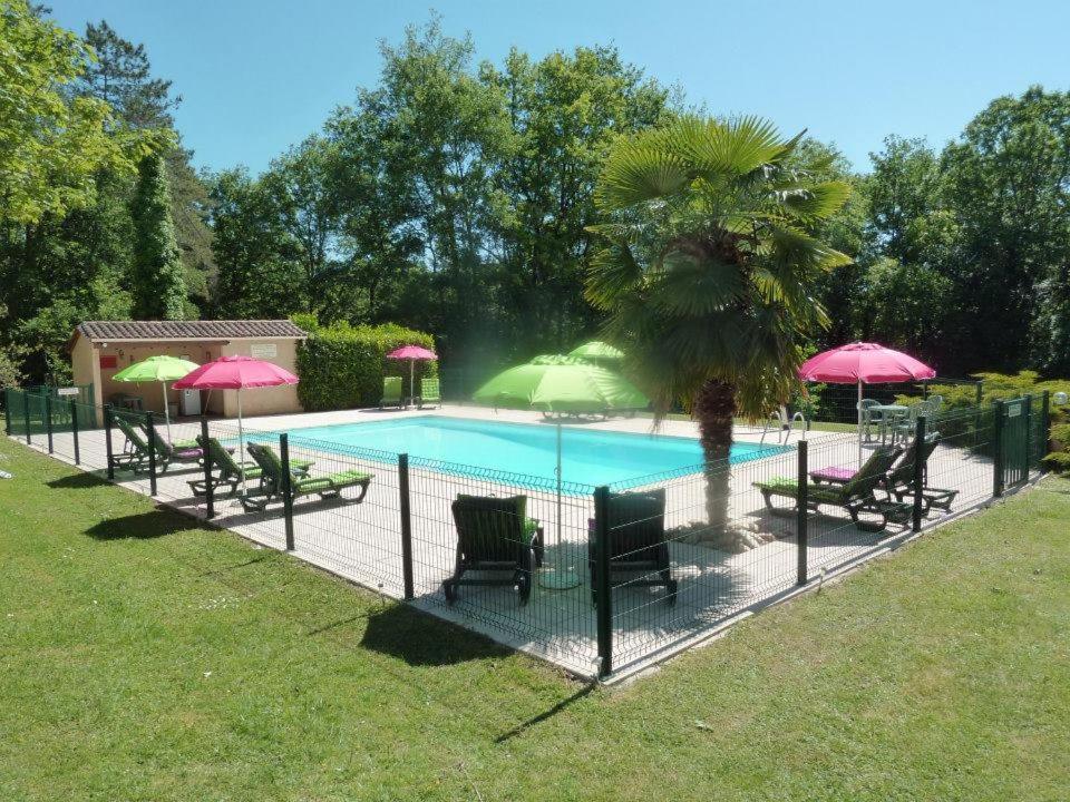 Ecrin D' Amour Suite Romantique Avec Jacuzzi Castels 外观 照片